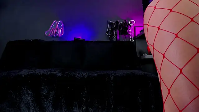 Snapshot of DelaneyStone chatting on 19, 12, 2025 DelaneyStone online show from 19, 12, 2025