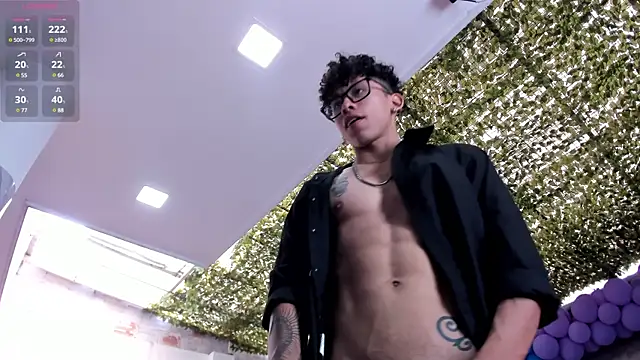 AkazaBoy  online show from 14, 2, 2025