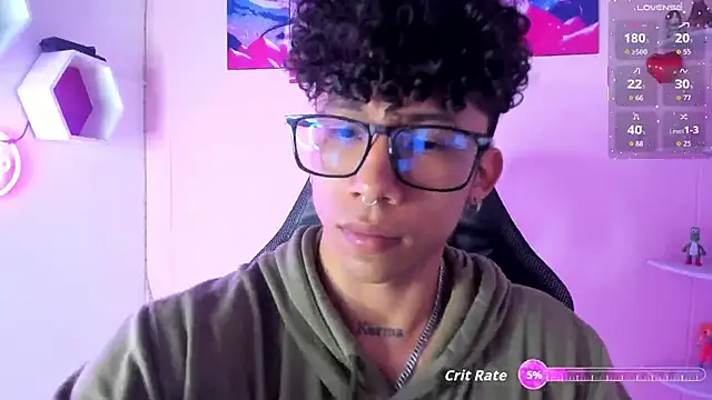 AkazaBoy  online show from 19, 9, 2025