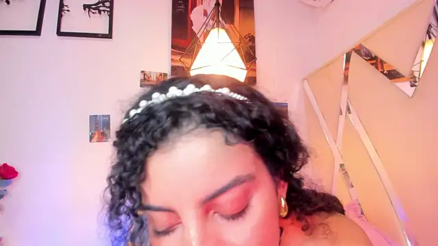 Snapshot of CurlyRose__ chatting on 16, 3, 2025 CurlyRose online show from 16, 3, 2025