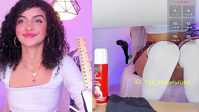 Snapshot of CurlyRose__ chatting on 8, 11, 2025 CurlyRose online show from 8, 11, 2025