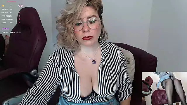 Snapshot of Serenay_ chatting on 15, 1, 2025 Serenay  online show from 15, 1, 2025