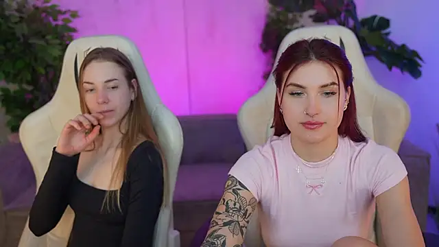 Magnetic Mia  online show from 21, 3, 2025