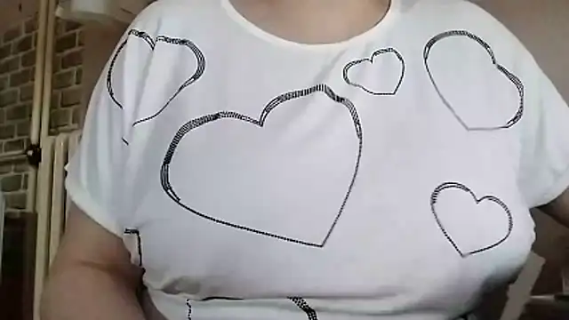 Snapshot of AalinnaK chatting on 21, 11, 2025 AalinnaK online show from 21, 11, 2025