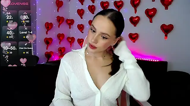 Emillias online show from 1, 3, 2025