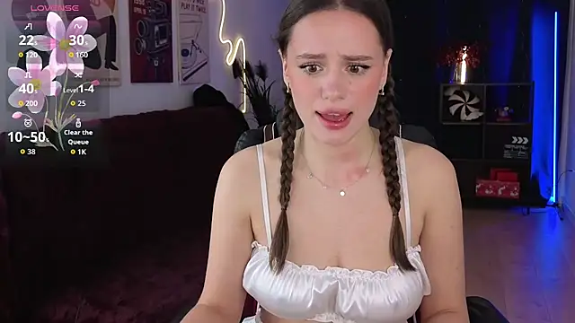 Emillias online show from 17, 11, 2025