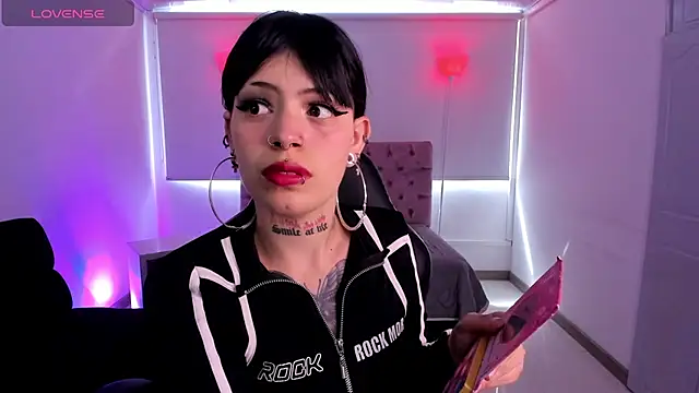 AuroraDiaz online show from 11, 9, 2025