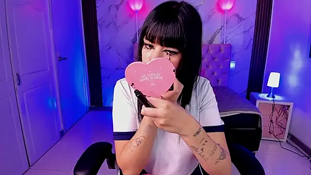 AuroraDiaz online show from 5, 12, 2025