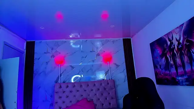 AuroraDiaz online show from 2, 2, 2026