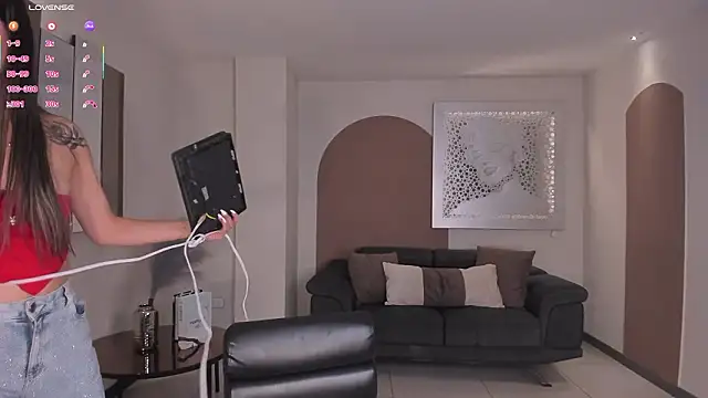 TaraLawrence online show from 31, 1, 2026