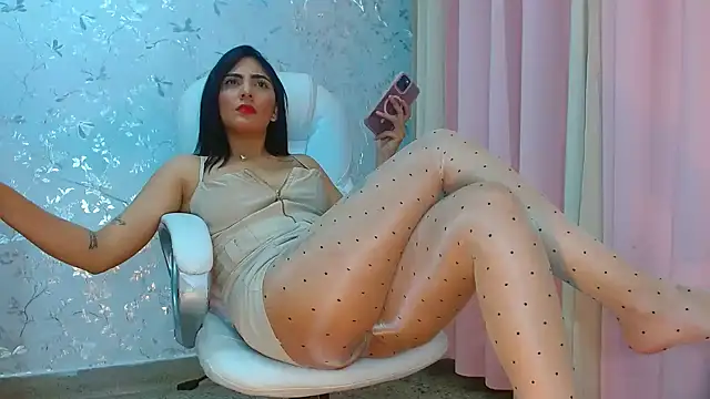 Snapshot of talianaprada chatting on 15, 1, 2025 talianaprada online show from 15, 1, 2025