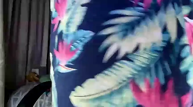 Snapshot of Ale_xandra chatting on 18, 1, 2025 Ale xandra online show from 18, 1, 2025