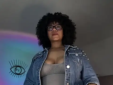 Snapshot of Ale_xandra chatting on 1, 3, 2026 Ale xandra online show from 1, 3, 2026