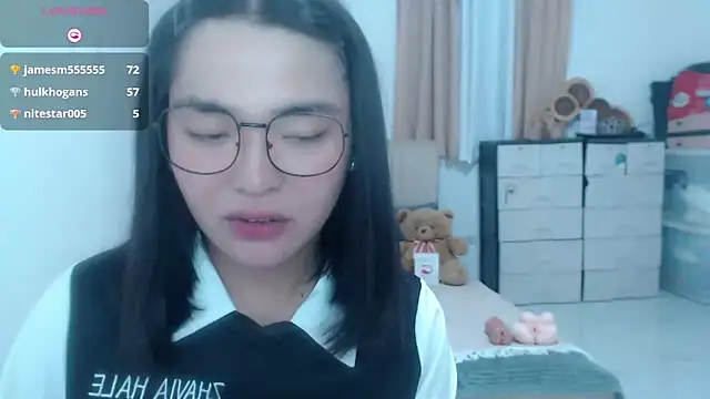 zhaviahale21 online show from 20, 7, 2026