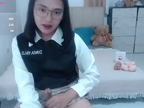 zhaviahale21 online show from 5, 8, 2026