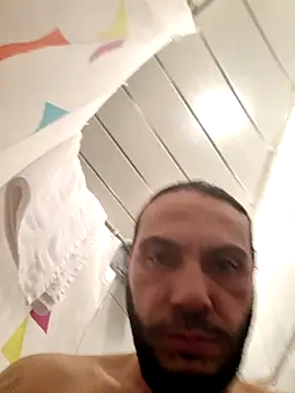 Cem-aus-Nrw-Krefeld online show from 5, 1, 2025