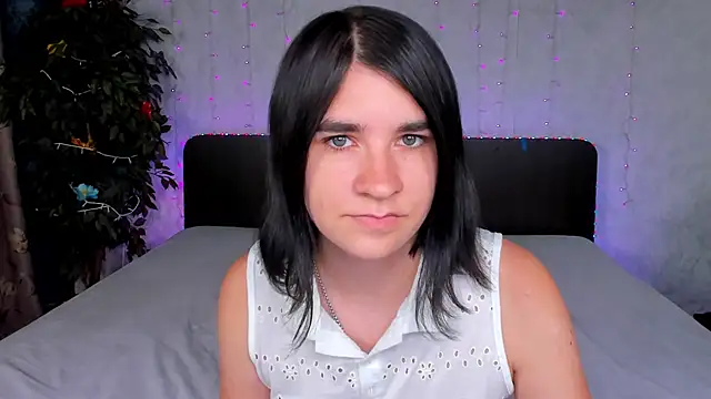 Snapshot of _Polly_Love_ chatting on 9, 9, 2025 Polly Love online show from 9, 9, 2025