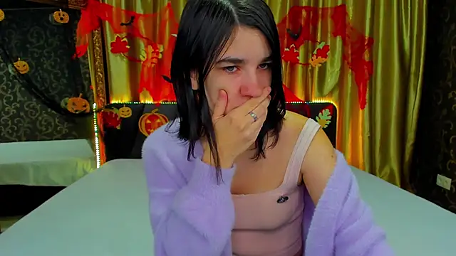 Snapshot of _Polly_Love_ chatting on 2, 11, 2025 Polly Love online show from 2, 11, 2025