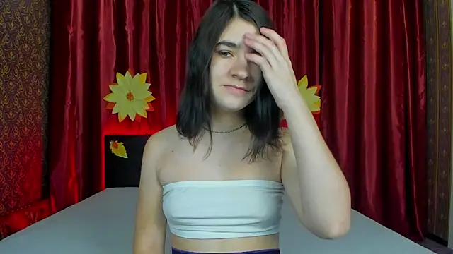 Snapshot of _Polly_Love_ chatting on 1, 12, 2025 Polly Love online show from 1, 12, 2025