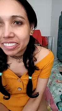 Snapshot of KimPielCanela chatting on 26, 2, 2025 KimPielCanela online show from 26, 2, 2025