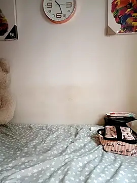 Snapshot of KimPielCanela chatting on 12, 3, 2025 KimPielCanela online show from 12, 3, 2025