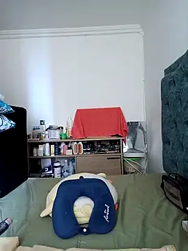 Snapshot of KimPielCanela chatting on 15, 3, 2025 KimPielCanela online show from 15, 3, 2025