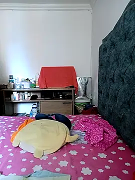 Snapshot of KimPielCanela chatting on 21, 3, 2025 KimPielCanela online show from 21, 3, 2025