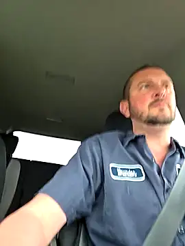Snapshot of MrMechanic38 chatting on 3, 4, 2026 MrMechanic38 online show from 3, 4, 2026