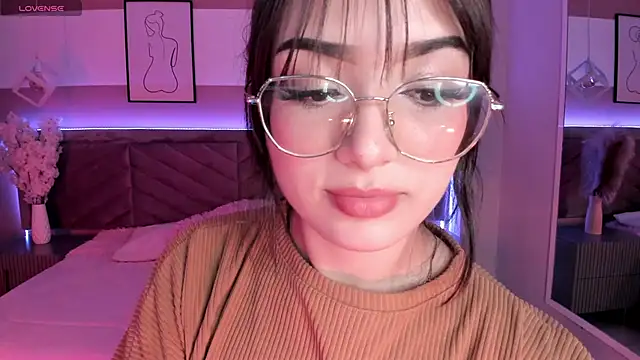 Snapshot of Megan_mooree_ chatting on 29, 1, 2025 Megan mooree online show from 29, 1, 2025