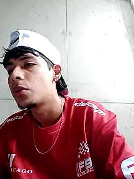 Snapshot of Elputas chatting on 13, 10, 2025 Elputas online show from 13, 10, 2025