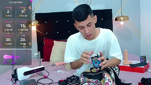 Oliver king sex online show from 10, 1, 2025