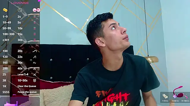 Oliver king sex online show from 22, 2, 2025