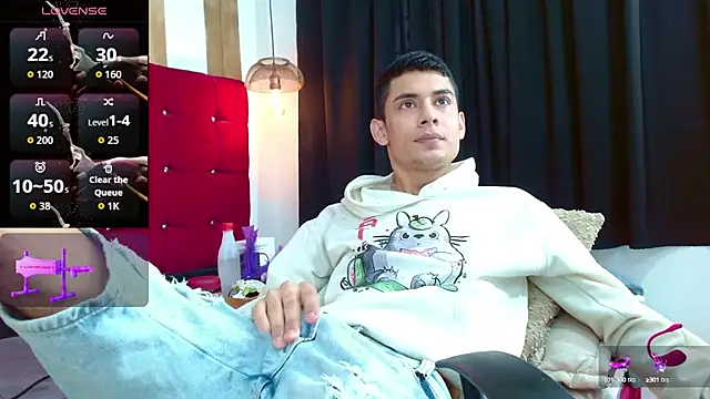 Oliver king sex online show from 16, 10, 2025