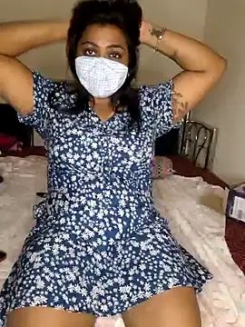 Snapshot of IndieSM chatting on 5, 2, 2025 IndieSM online show from 5, 2, 2025