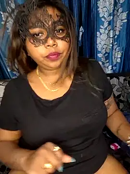 Snapshot of IndieSM chatting on 21, 2, 2025 IndieSM online show from 21, 2, 2025