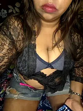 Snapshot of IndieSM chatting on 14, 9, 2025 IndieSM online show from 14, 9, 2025