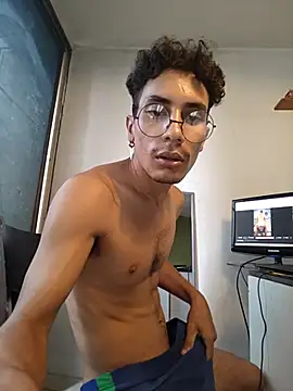 Snapshot of divinityros chatting on 29, 9, 2025 divinityros online show from 29, 9, 2025