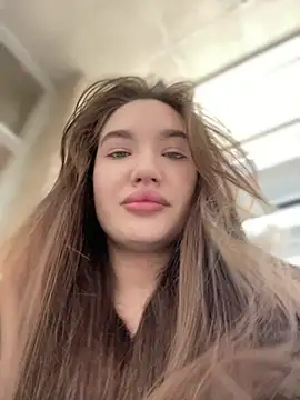 Snapshot of Holly_Molii chatting on 25, 12, 2024 Holly Molii online show from 25, 12, 2024