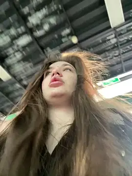 Snapshot of Holly_Molii chatting on 28, 12, 2024 Holly Molii online show from 28, 12, 2024