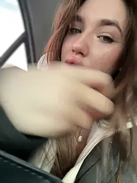 Snapshot of Holly_Molii chatting on 18, 1, 2025 Holly Molii online show from 18, 1, 2025