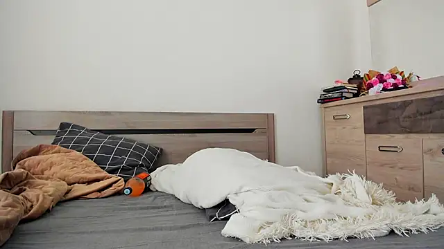 Snapshot of Holly_Molii chatting on 1, 3, 2025 Holly Molii online show from 1, 3, 2025