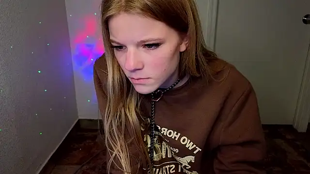 foxy ana13 online show from 9, 3, 2025