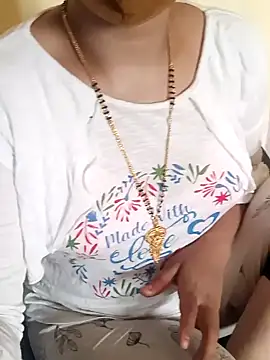 Snapshot of yourtamilcouple chatting on 26, 12, 2024 yourtamilcouple online show from 26, 12, 2024