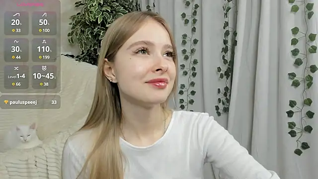 Snapshot of mell_milles chatting on 13, 1, 2025 mell milles online show from 13, 1, 2025