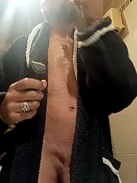 Snapshot of FRANKY_nycc1978 chatting on 14, 10, 2025 FRANKY nycc1978 online show from 14, 10, 2025