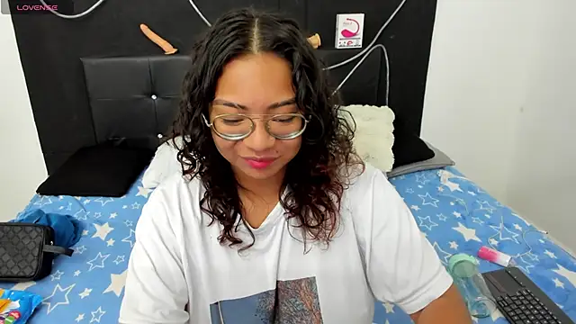 Snapshot of im_angels77 chatting on 1, 2, 2025 im angels77 online show from 1, 2, 2025