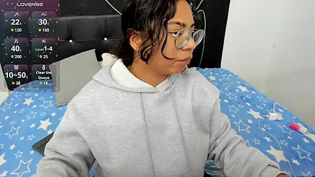 Snapshot of im_angels77 chatting on 2, 2, 2025 im angels77 online show from 2, 2, 2025