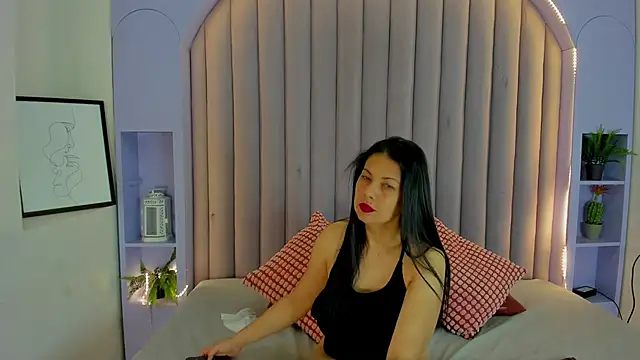 JaylaScott   online show from 1, 12, 2025