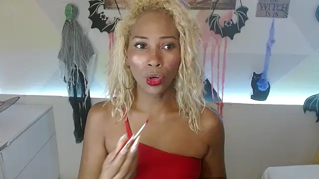 Snapshot of NatashaDormat chatting on 21, 10, 2025 NatashaDormat online show from 21, 10, 2025