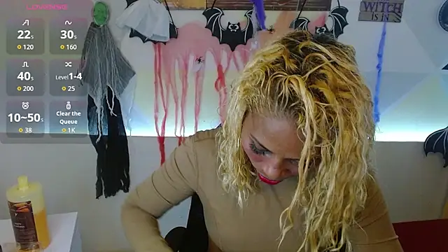 Snapshot of NatashaDormat chatting on 27, 10, 2025 NatashaDormat online show from 27, 10, 2025